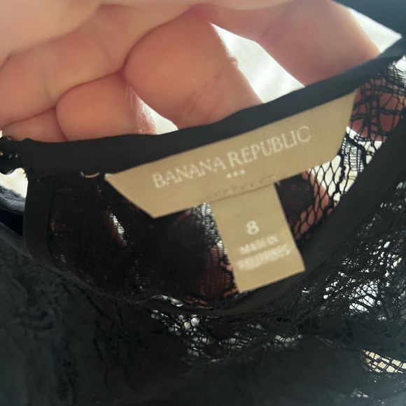 Banana Republic Factory Elegant Black Lace Dress Size 8 - Picture 3 of 3